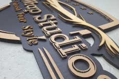 Firmenbeschriftung aus MDF